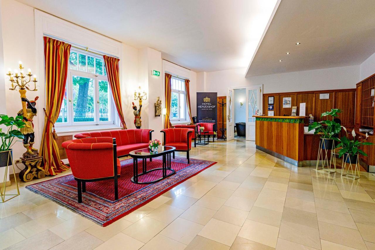 Hotel Herzoghof Baden Bagian luar foto